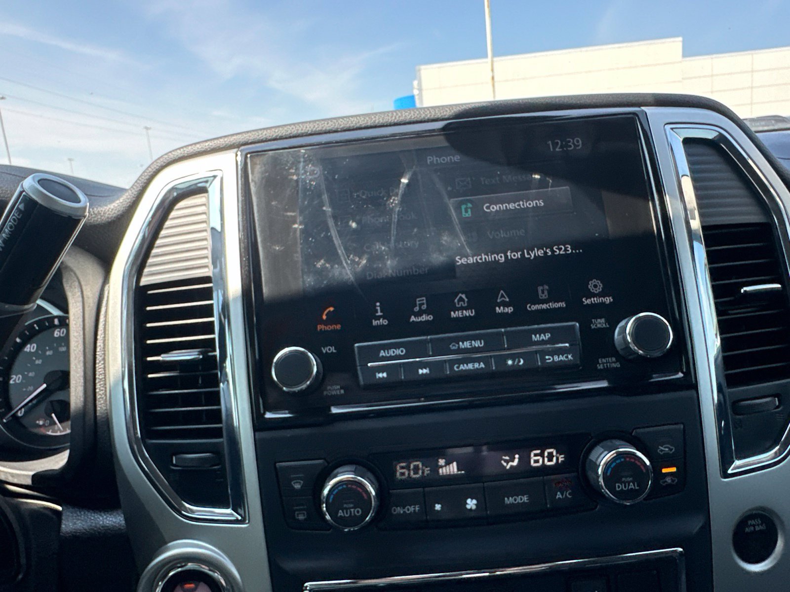 Used 2020 Nissan Titan SV w/ SV Convenience Package AWD/4WD image 55