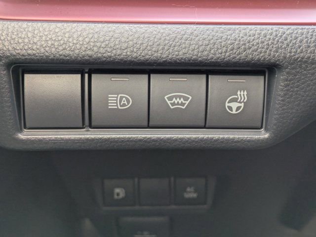 New 2025 Toyota Prius Plug-In Hybrid FWD image 25