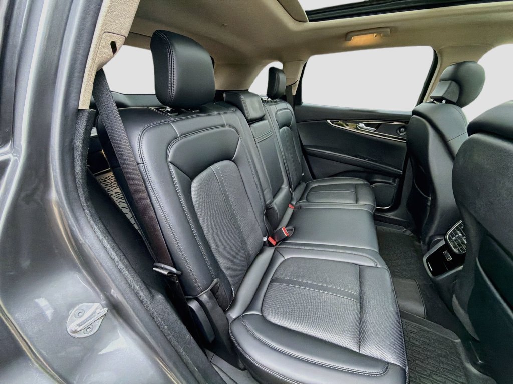 Used 2023 Lincoln Nautilus Reserve w/ Equipment Group 201A AWD/4WD image 31