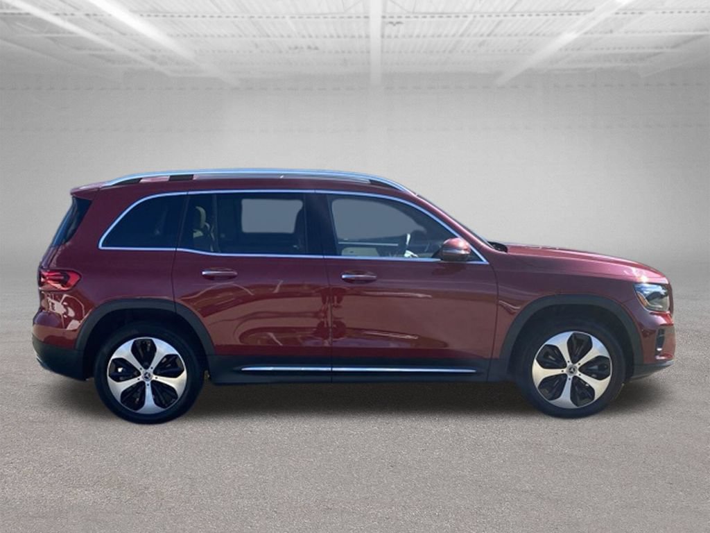 Used 2026 Mercedes-Benz GLB 250 4MATIC image 6