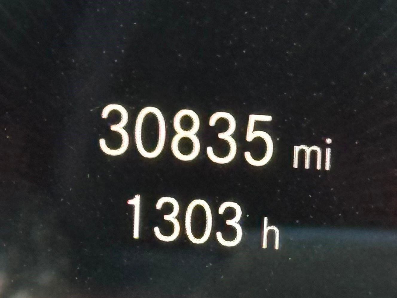 Used 2022 Mercedes-Benz GLB 250 w/ Premium Package Lite image 18