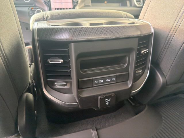 New 2026 RAM 1500 4x4 Crew Cab image 25