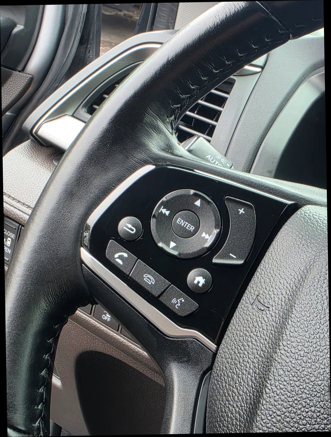 Used 2019 Honda Odyssey EX-L image 23