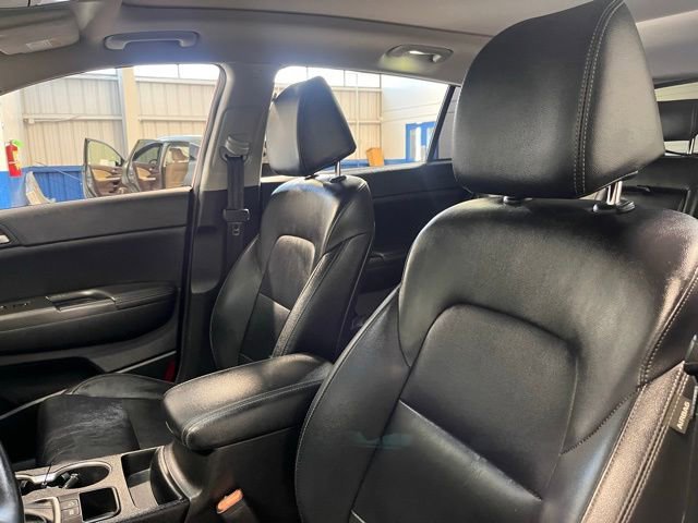 Used 2017 Kia Sportage EX w/ EX Premium Package image 23