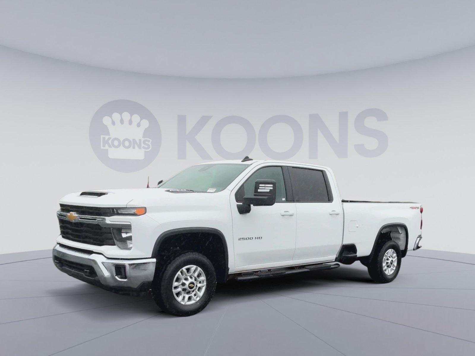 Used 2025 Chevrolet Silverado 2500 LT w/ Convenience Package AWD/4WD image 5