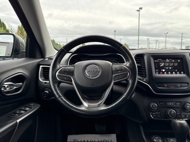 Used 2021 Jeep Cherokee Latitude Plus AWD/4WD image 18