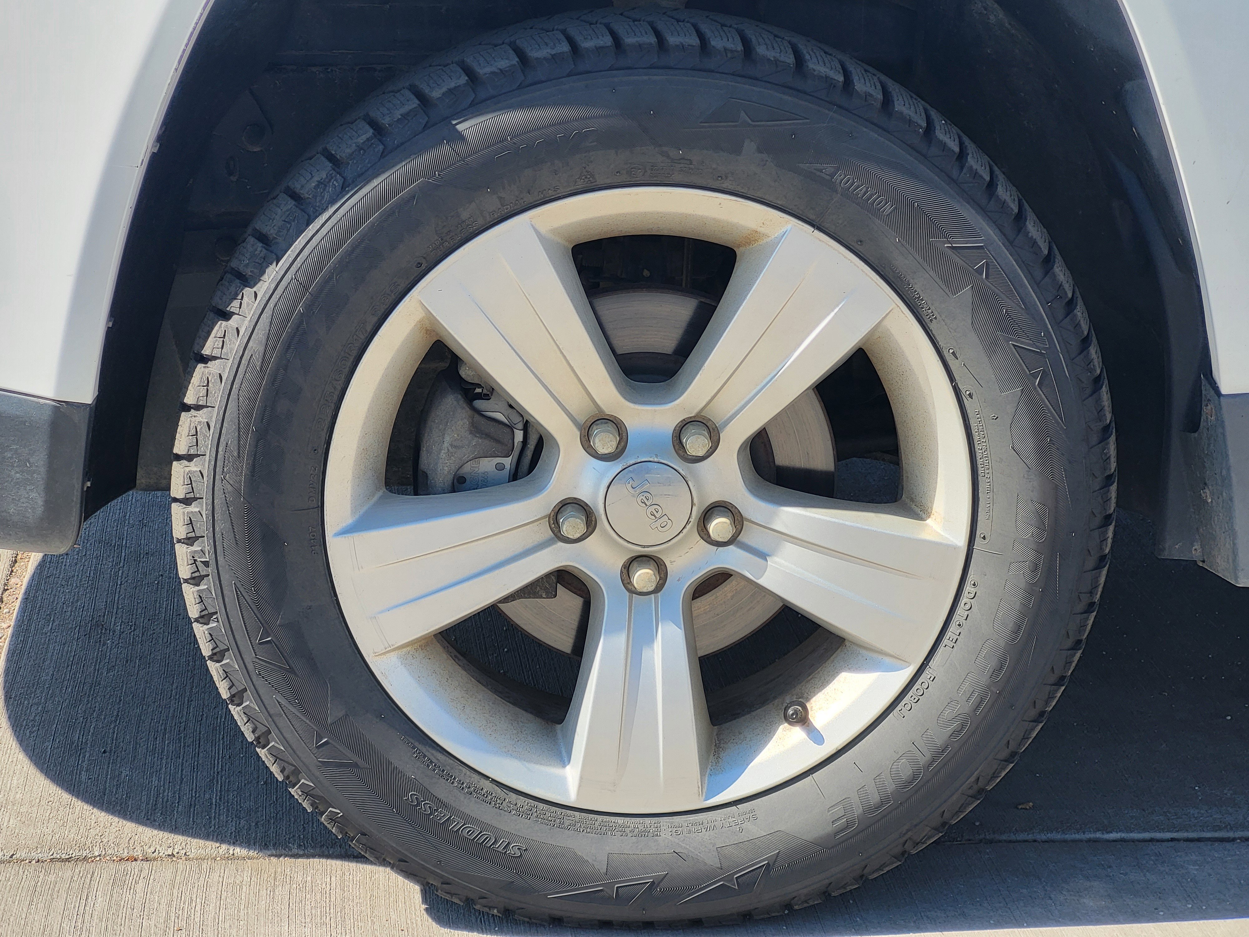 Used 2016 Jeep Compass Latitude image 10