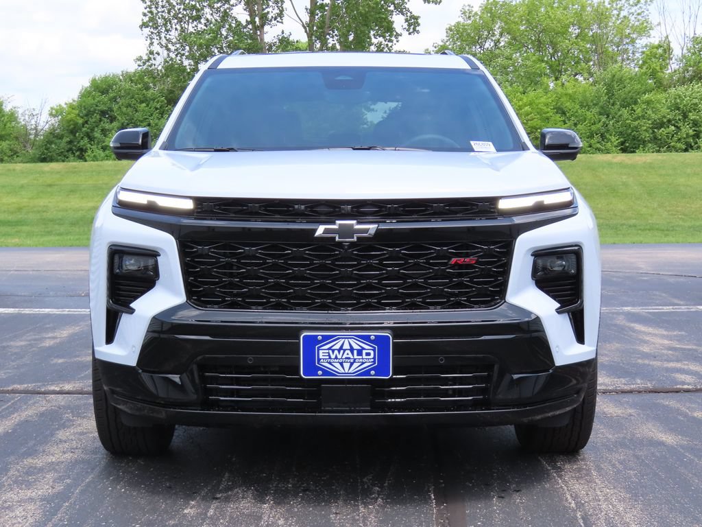 New 2026 Chevrolet Traverse RS w/ LPO, Floor Liner Package AWD/4WD image 19