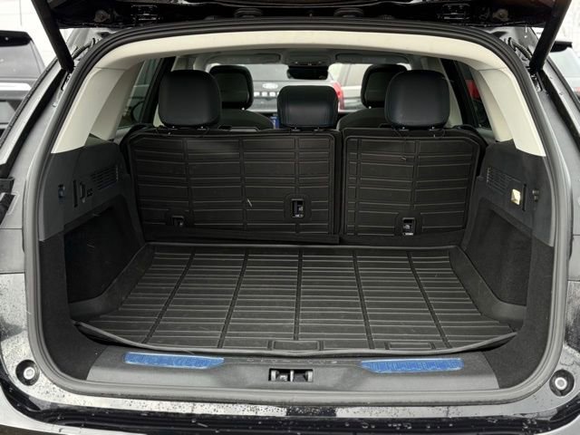 Used 2025 Lincoln Nautilus Reserve image 41