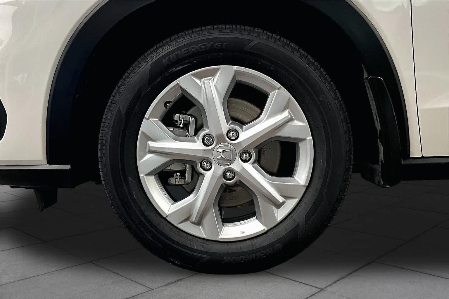Used 2024 Honda HR-V LX image 10