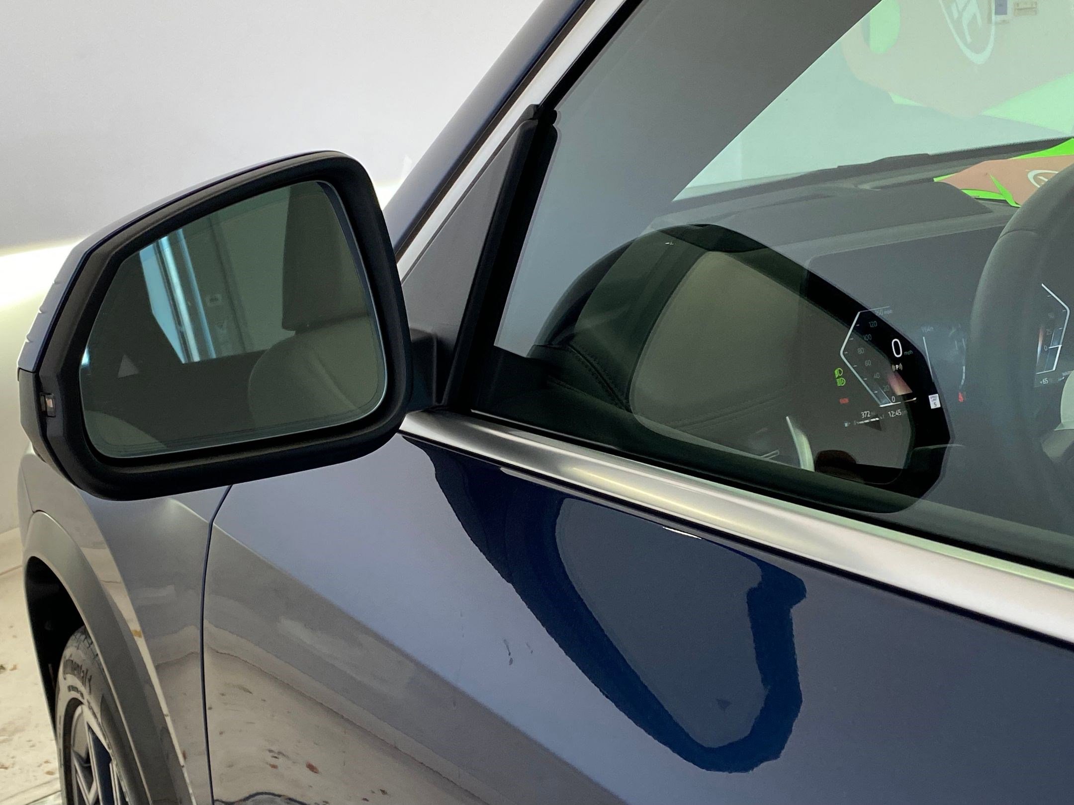 Used 2025 BMW X1 xDrive28i w/ Premium Package image 22