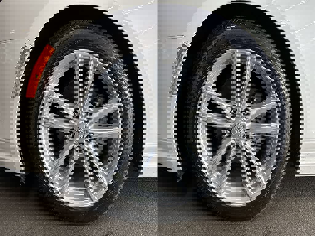 Used 2024 Cadillac CT4 Luxury image 11