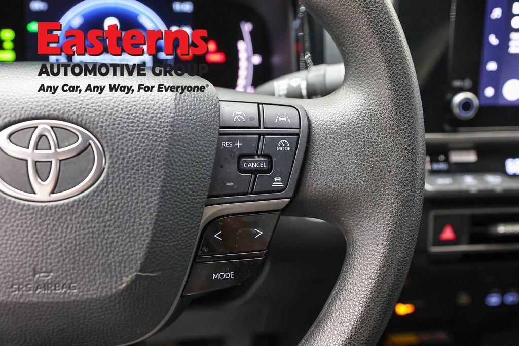 Used 2025 Toyota Camry LE FWD image 16