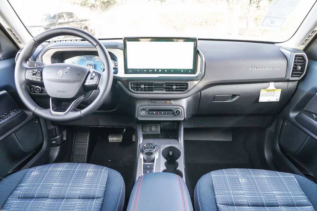 Used 2025 Ford Bronco Sport Heritage w/ Convenience Package image 14