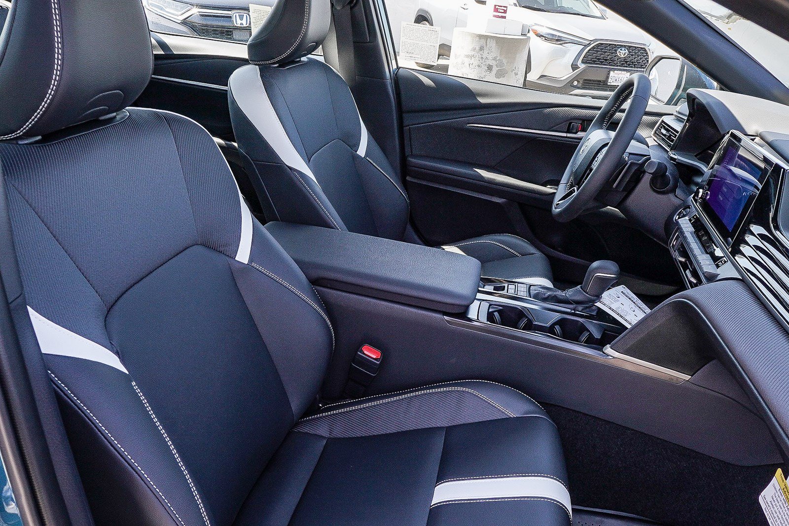 New 2026 Toyota Camry SE FWD image 28