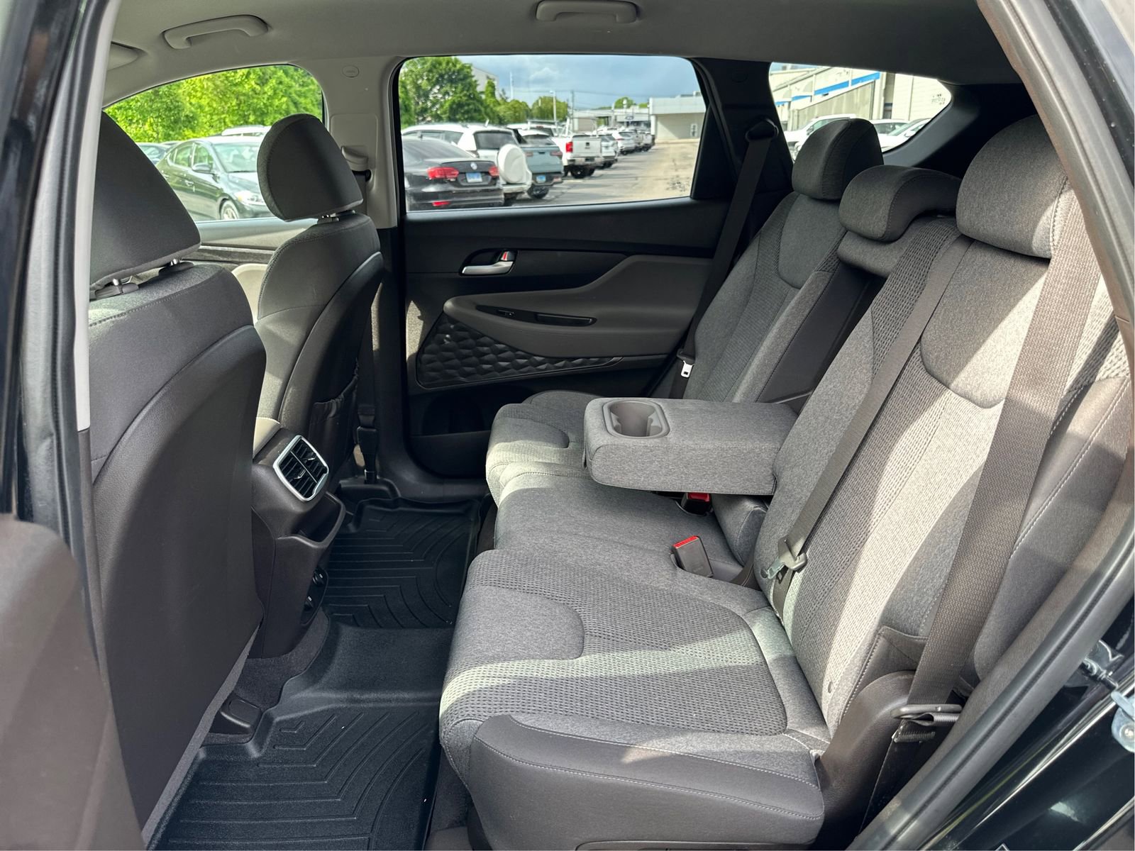 Used 2019 Hyundai Santa Fe SEL AWD/4WD image 10