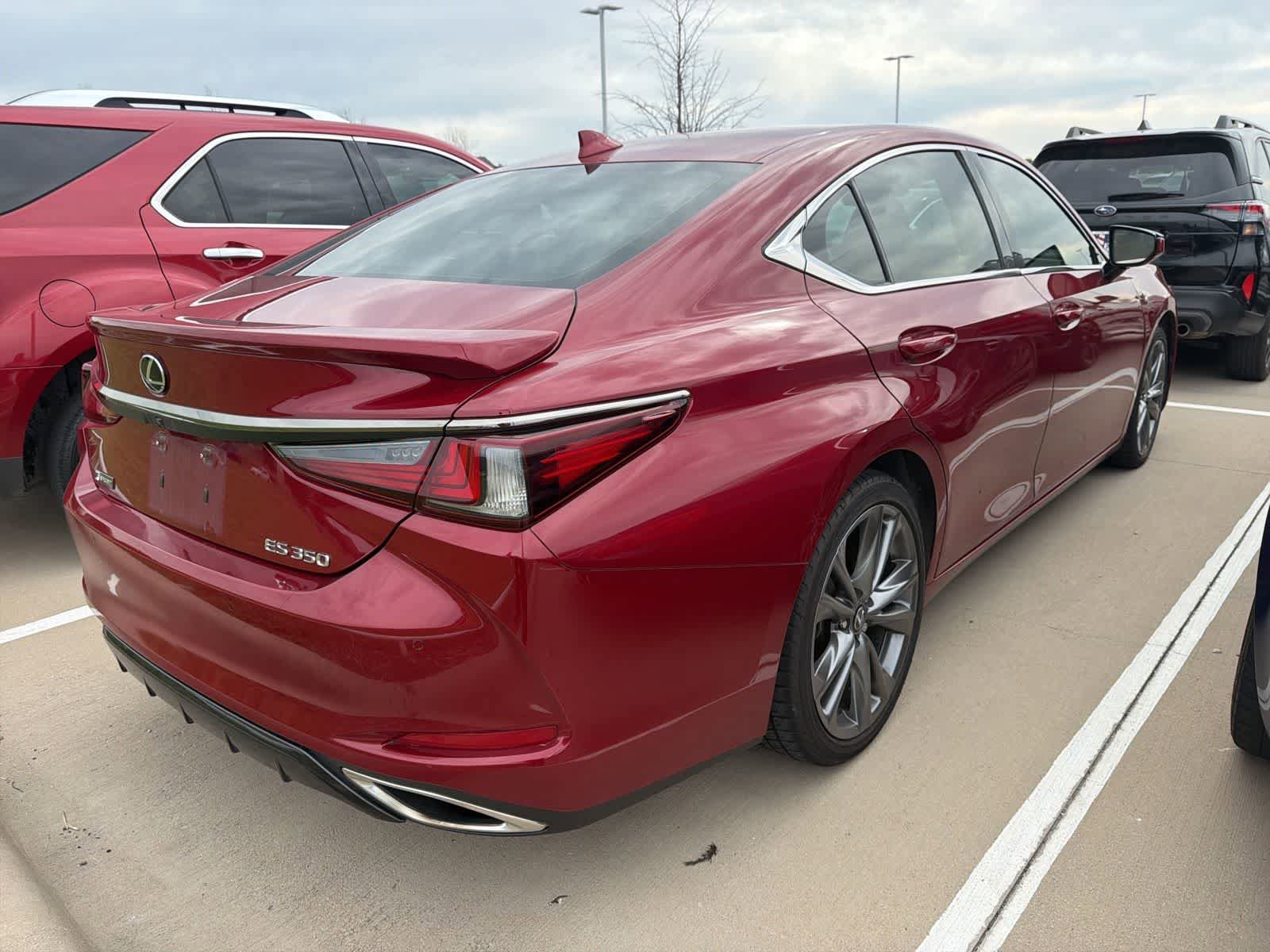 Used 2019 Lexus ES 350 F Sport w/ Accessory Package 2 FWD image 4