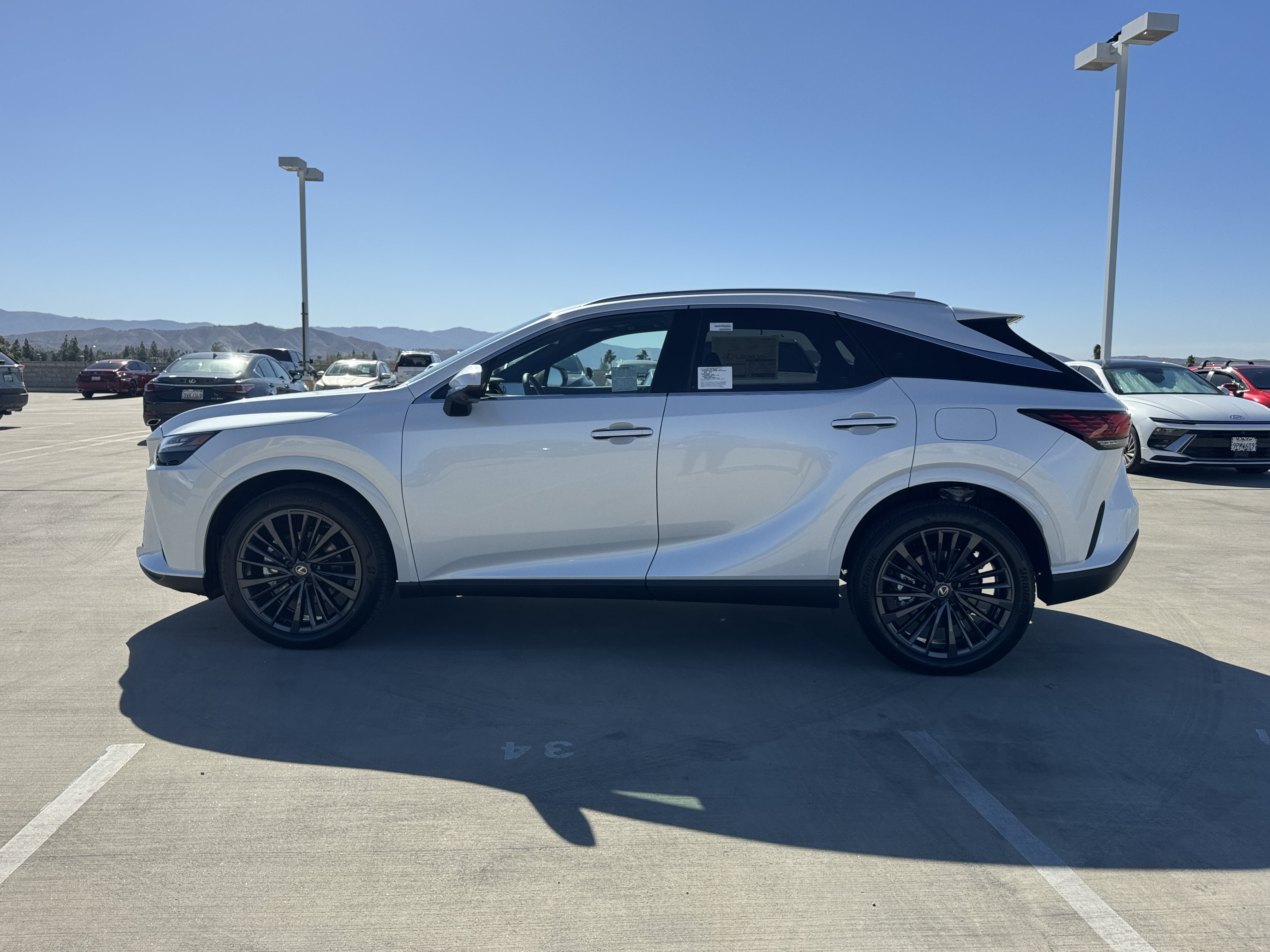 New 2026 Lexus RX 450h AWD w/ Convenience Package image 6