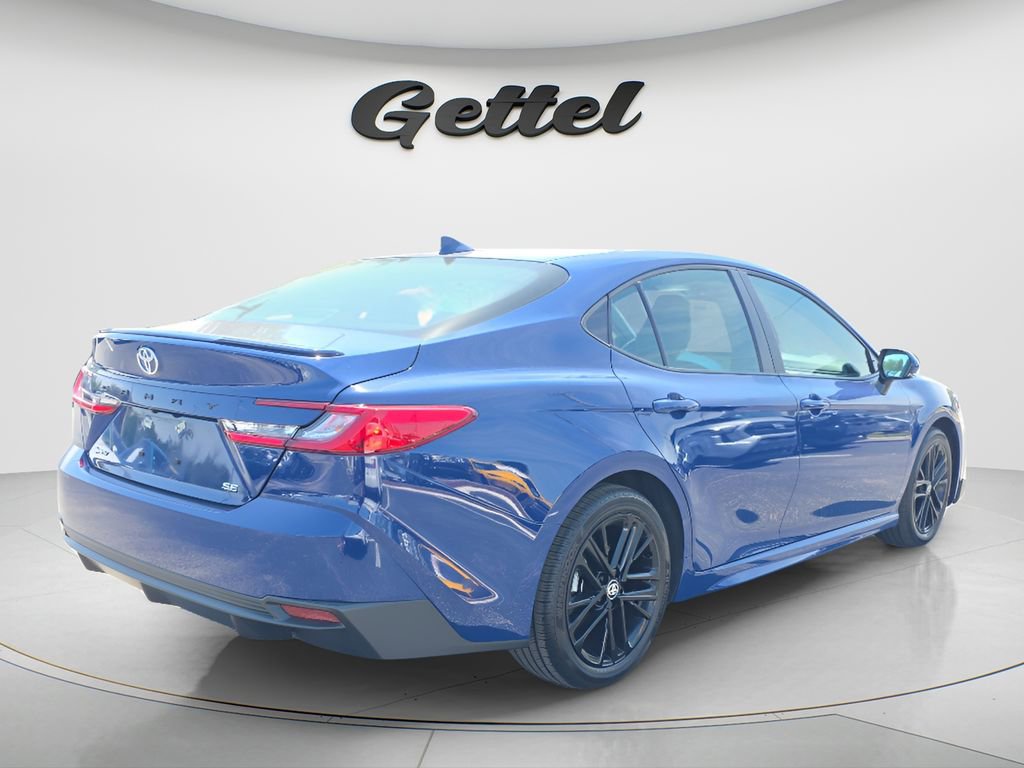 Used 2026 Toyota Camry SE FWD image 5
