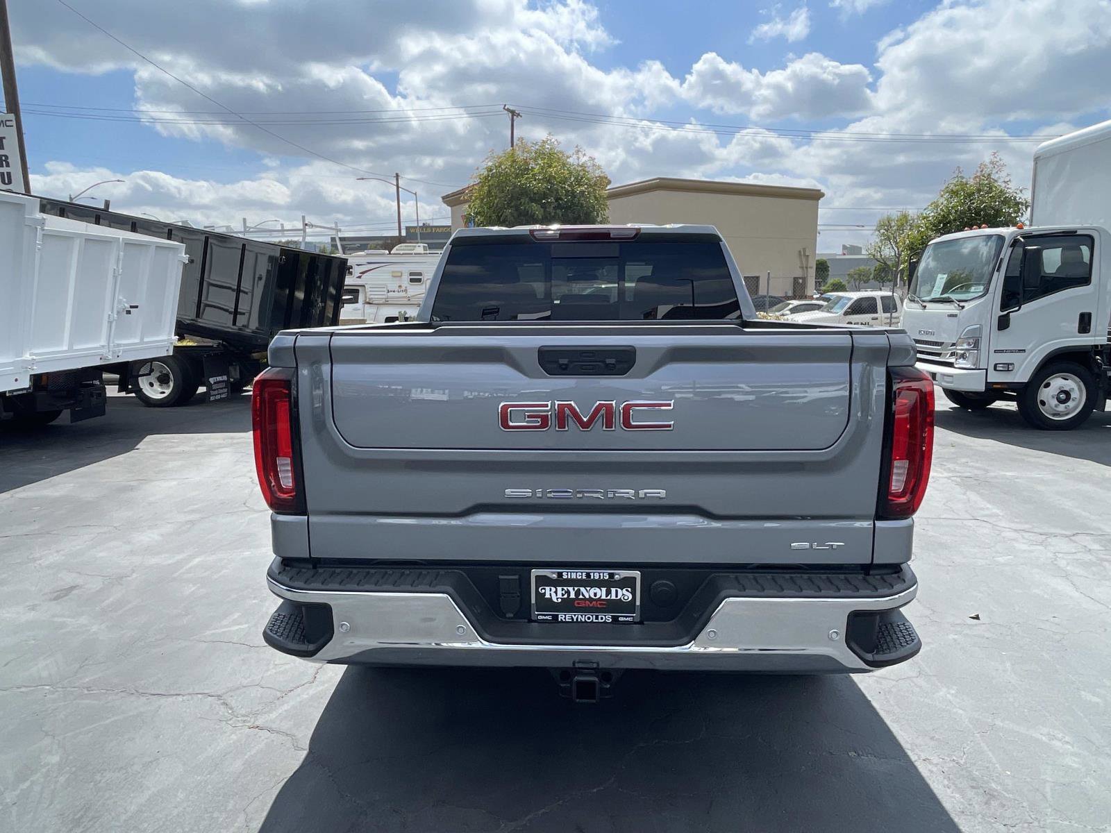 New 2026 GMC Sierra 1500 SLT w/ SLT Premium Package image 6