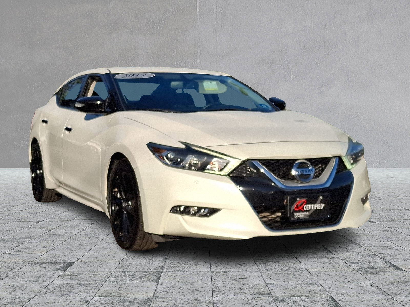 Used 2017 Nissan Maxima SR w/ Midnight Edition image 2