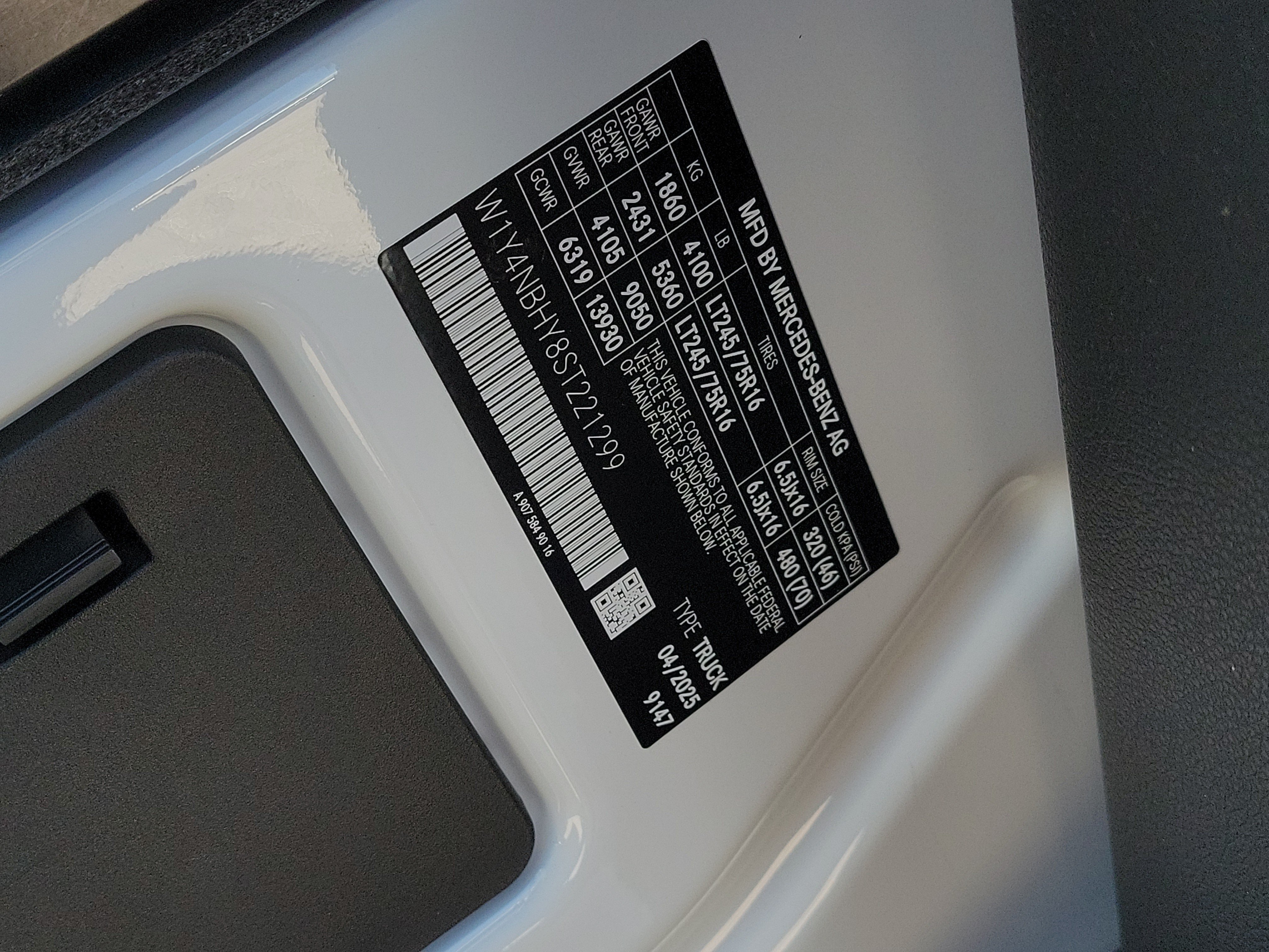 New 2025 Mercedes-Benz Sprinter 2500 image 25