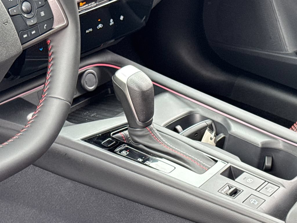 New 2026 Nissan Sentra SR w/ Floor Mat Package FWD image 15