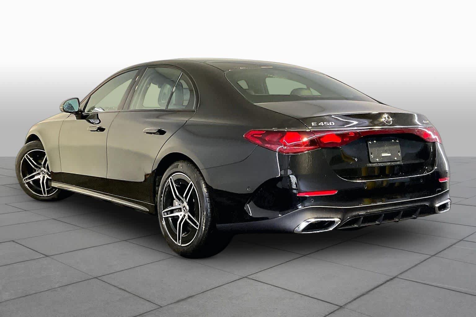 New 2027 Mercedes-Benz E 450 4MATIC Sedan image 3