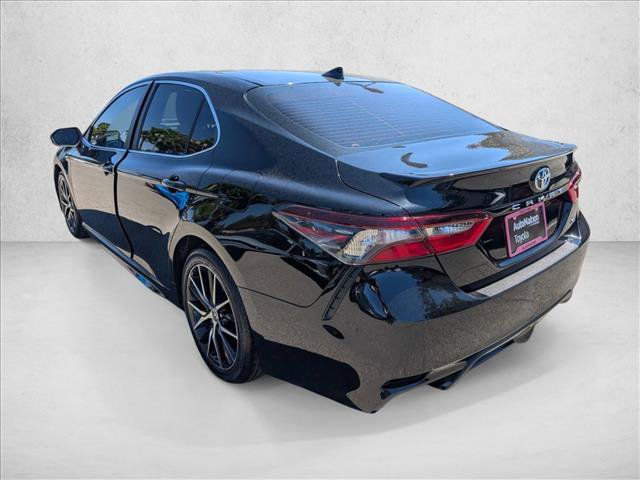 Used 2023 Toyota Camry SE FWD image 7