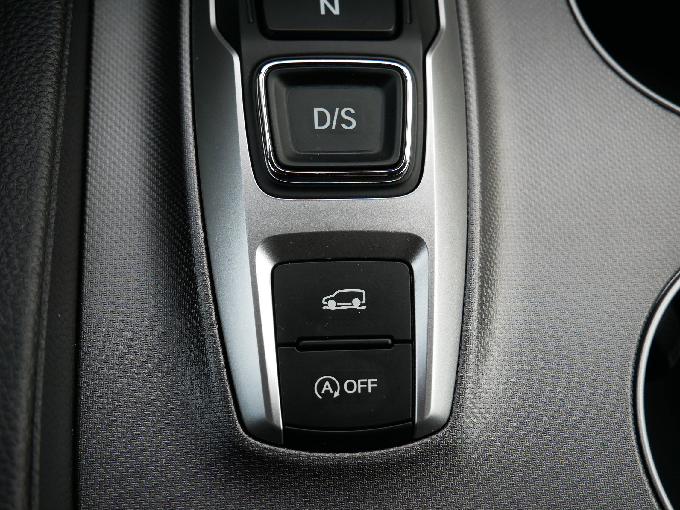 Certified 2025 Honda Passport EX-L image 32