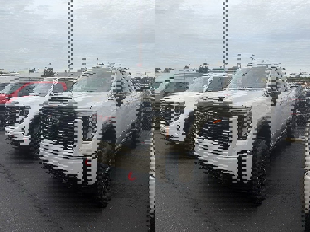New 2026 GMC Sierra 2500 AT4 w/ AT4 Premium Plus Package image 2