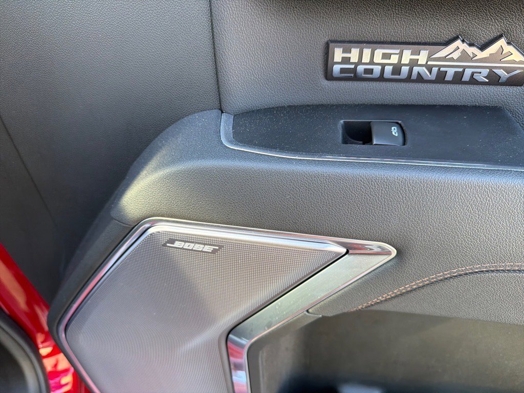 Used 2025 Chevrolet Silverado 1500 High Country w/ Technology Package image 27