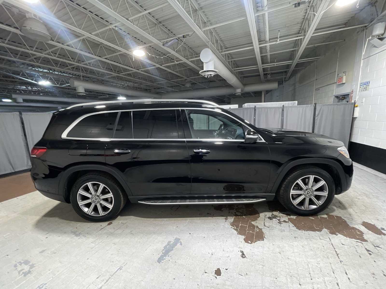 Used 2022 Mercedes-Benz GLS 450 4MATIC image 27