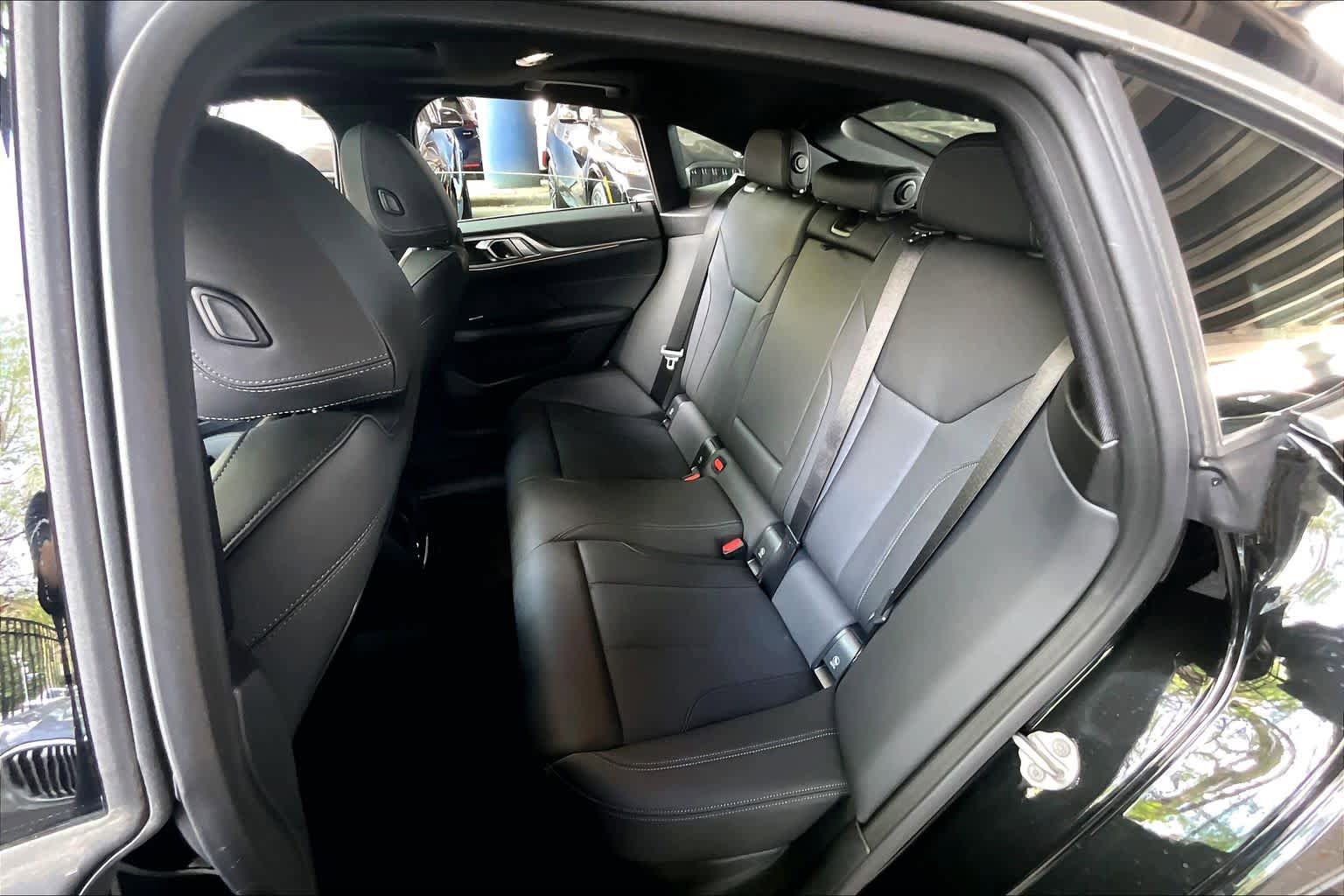 Certified 2025 BMW 430i w/ Premium Package RWD image 19