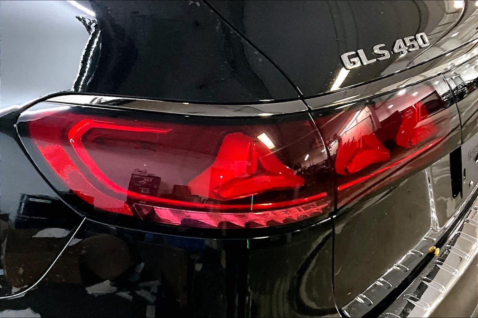 New 2027 Mercedes-Benz GLS 450 4MATIC image 6
