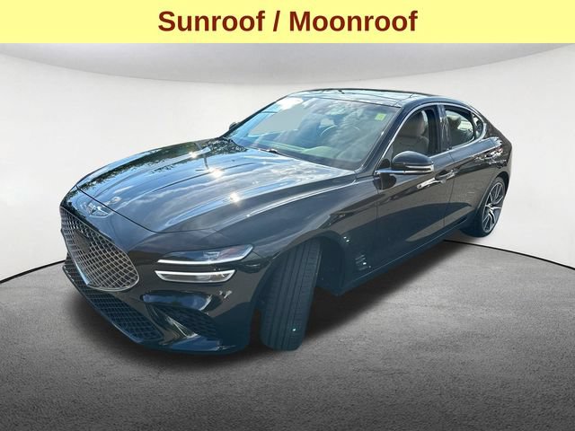 Used 2022 Genesis G70 2.0T w/ Prestige Package RWD image 5