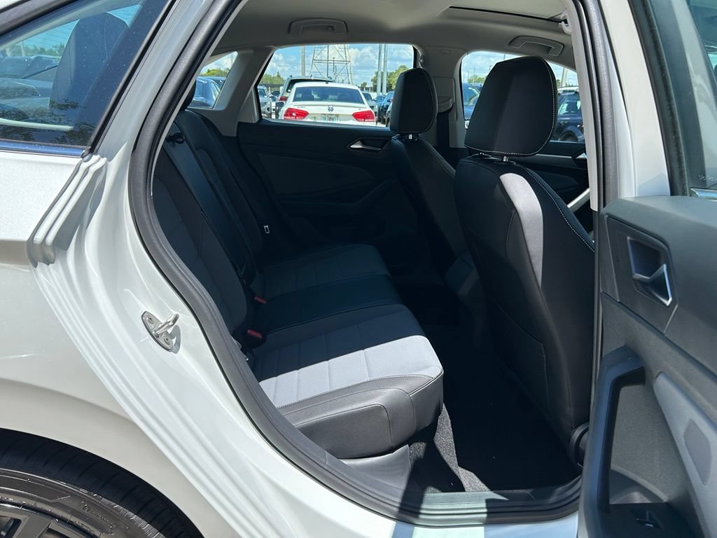 New 2026 Volkswagen Jetta SE FWD image 43