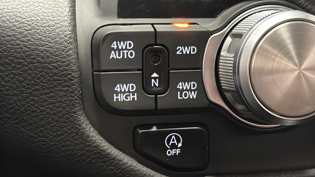 Used 2025 RAM 1500 Laramie w/ Sport Appearance Package AWD/4WD image 34
