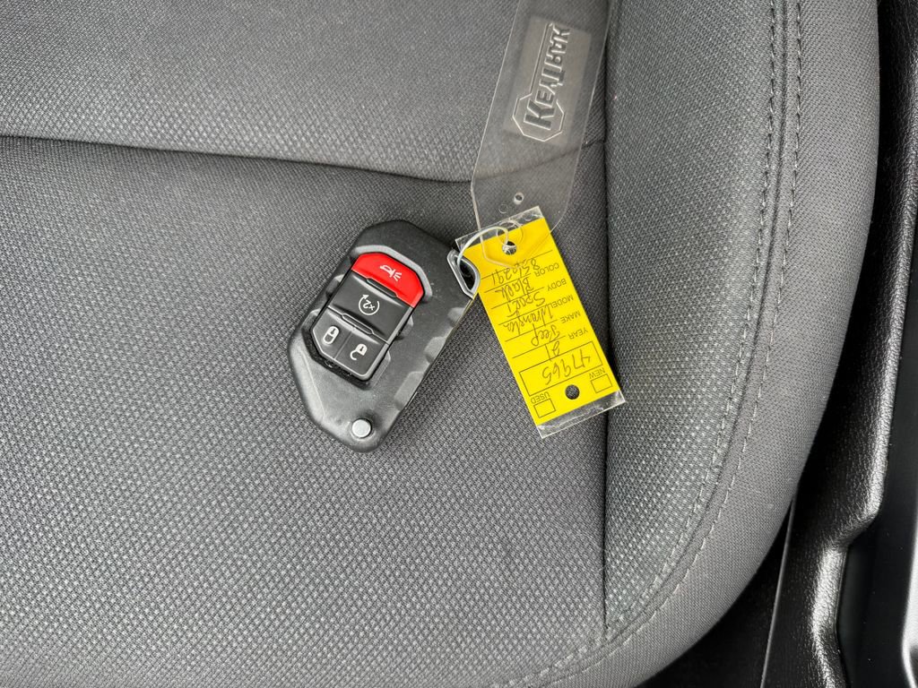 Used 2021 Jeep Wrangler Unlimited Sport image 24