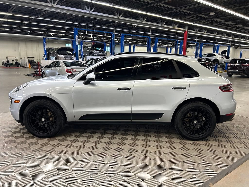 Used 2017 Porsche Macan S w/ Premium Package Plus AWD/4WD image 8