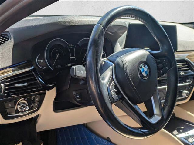 Used 2018 BMW 530e RWD image 3