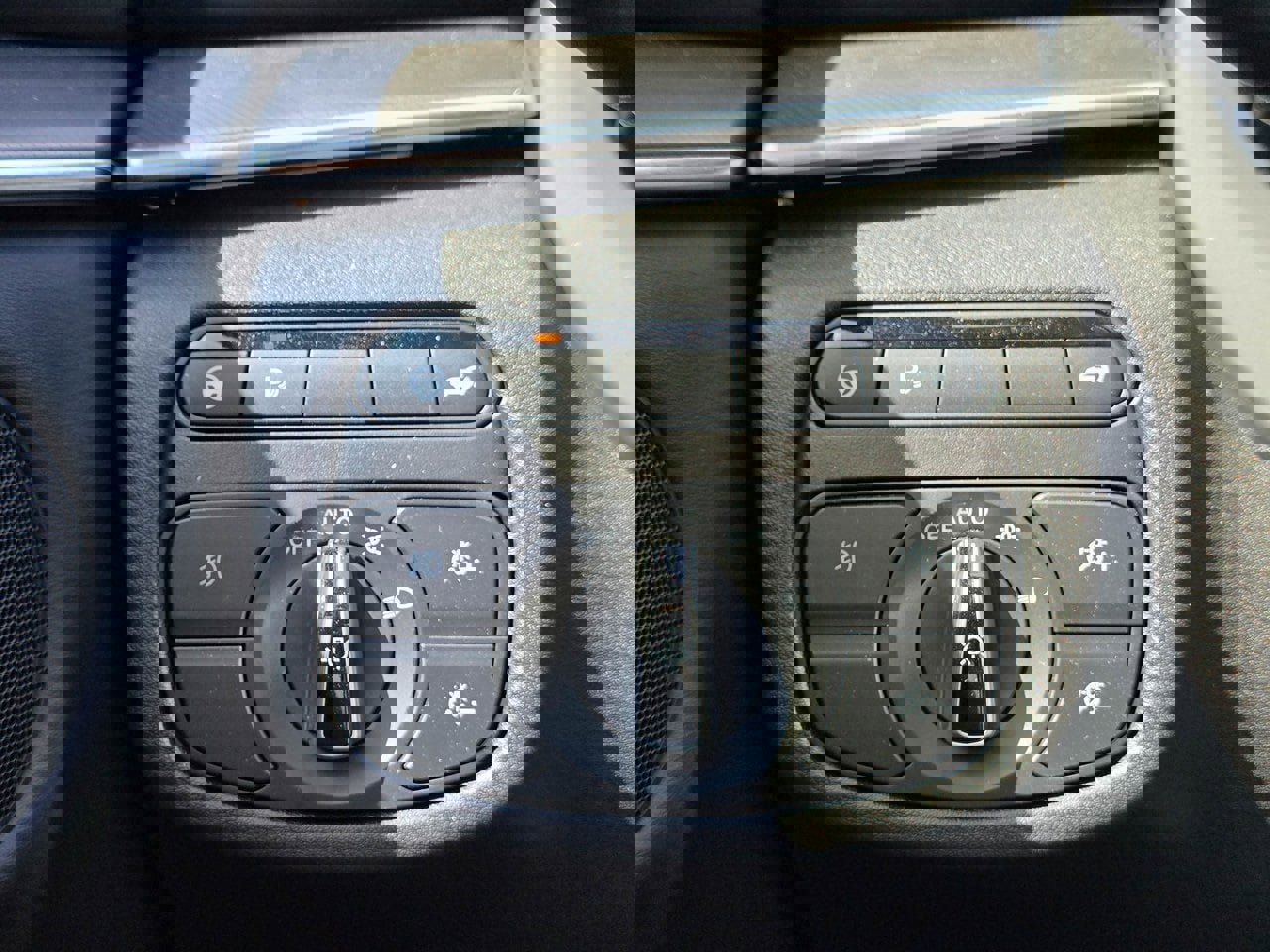 Used 2025 INFINITI QX55 Luxe w/ Cargo Package image 25