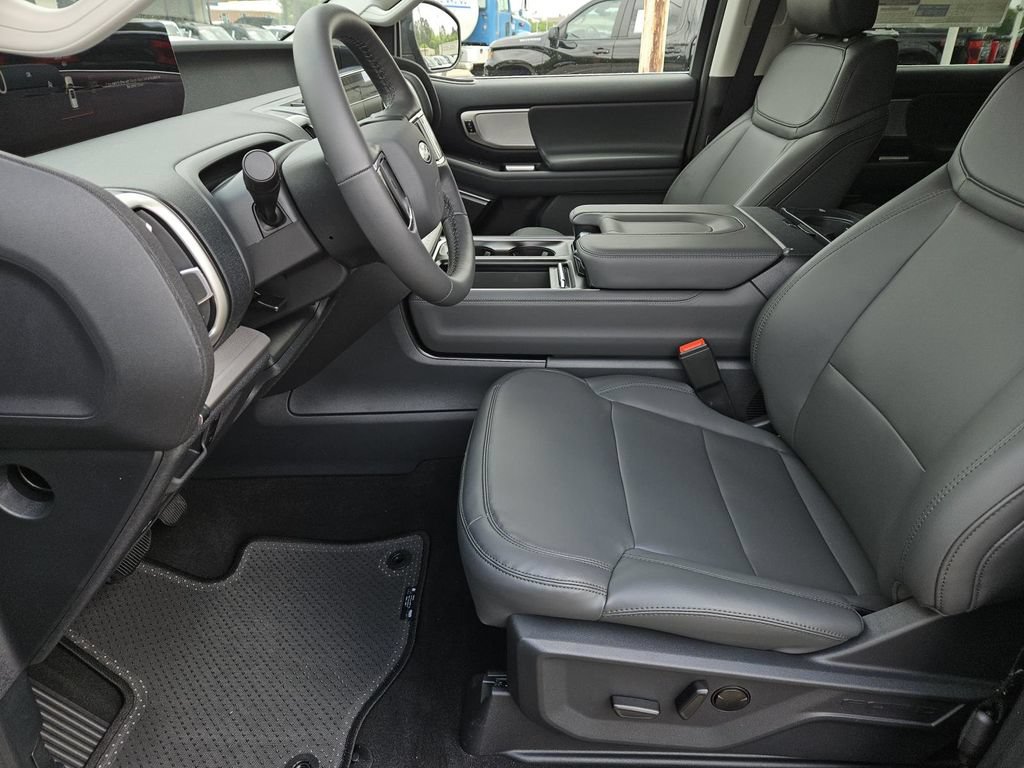 New 2026 Ford Expedition Active RWD image 23