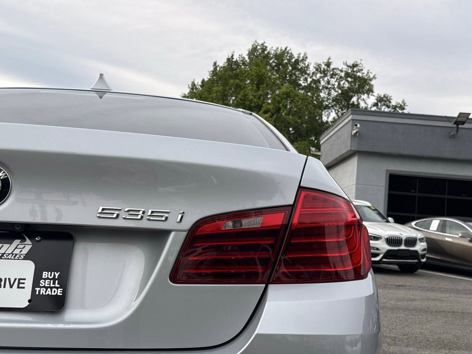 Used 2014 BMW 535i xDrive Sedan image 10