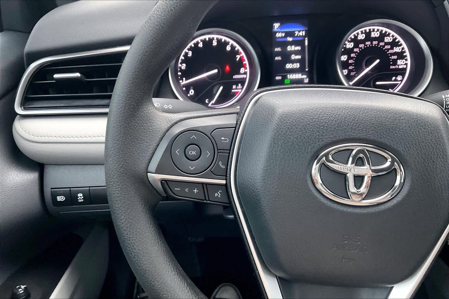Used 2024 Toyota Camry LE FWD image 22