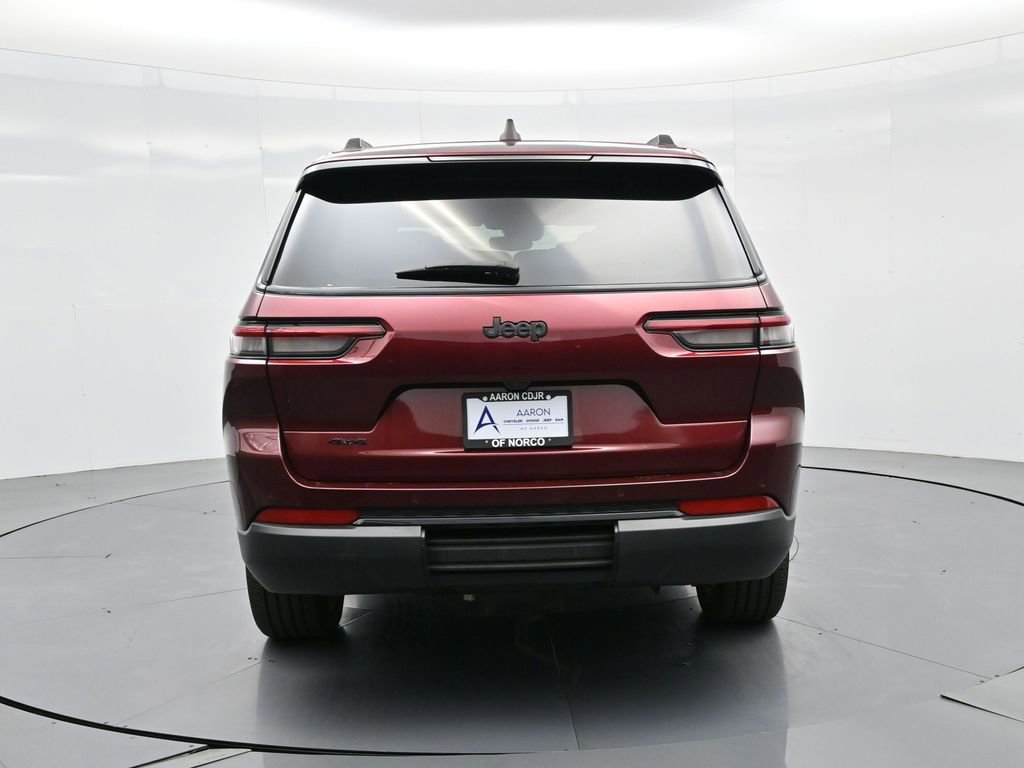 New 2023 Jeep Grand Cherokee L Laredo image 8
