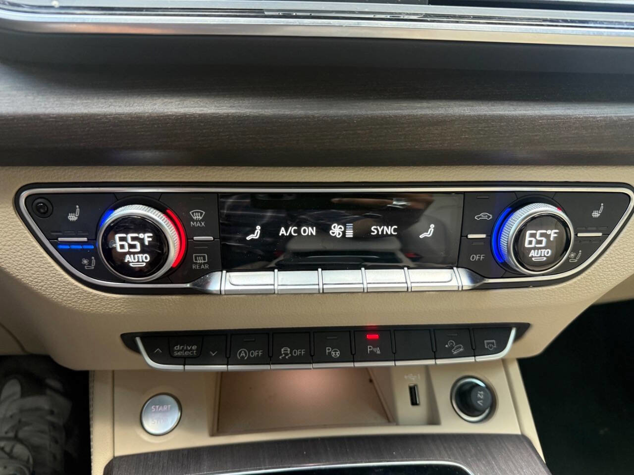 Used 2021 Audi Q5 2.0T Prestige AWD/4WD image 28