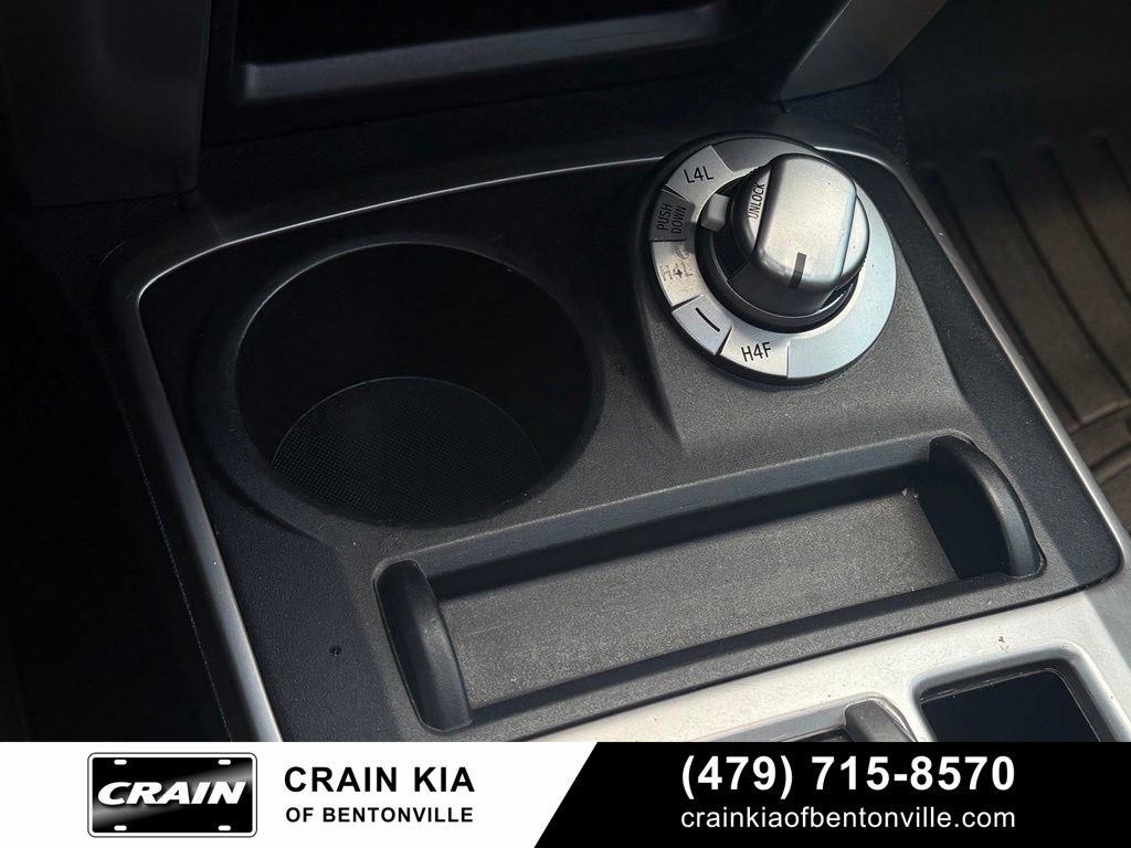Used 2015 Toyota 4Runner Limited AWD/4WD image 18