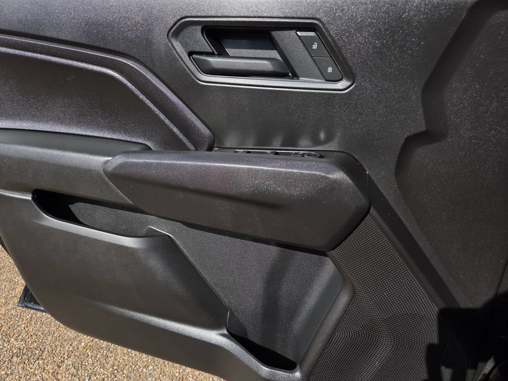 Used 2025 Chevrolet Colorado Trail Boss AWD/4WD image 17