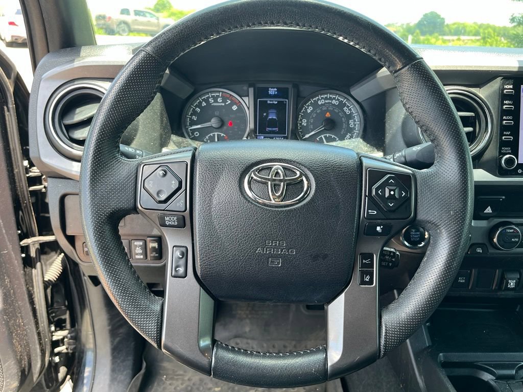 Used 2021 Toyota Tacoma TRD Sport AWD/4WD image 16